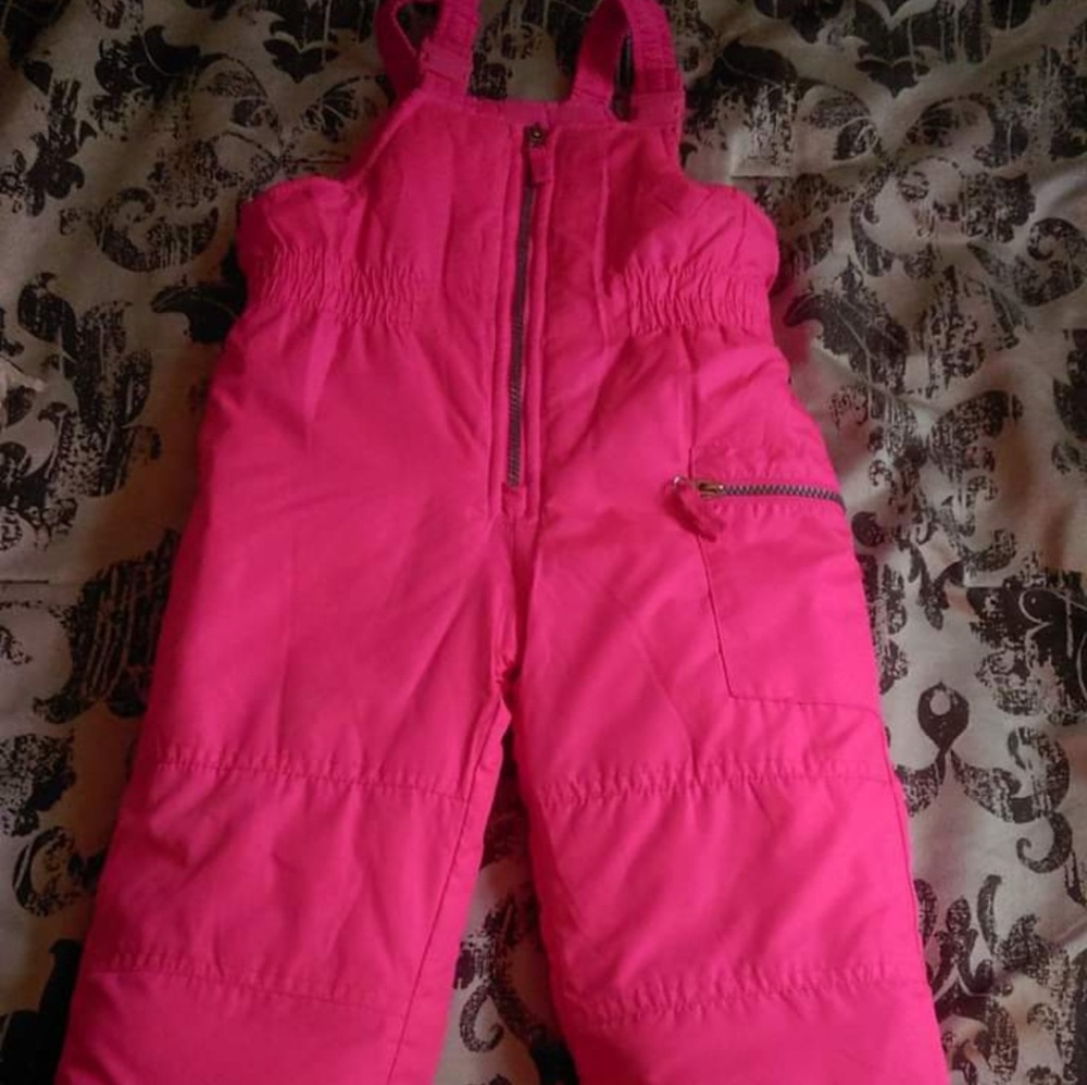 Snow suit